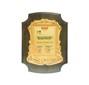 Huy Chương Vàng "Khoa Học Nông Nghiệp Sáng Tạo"